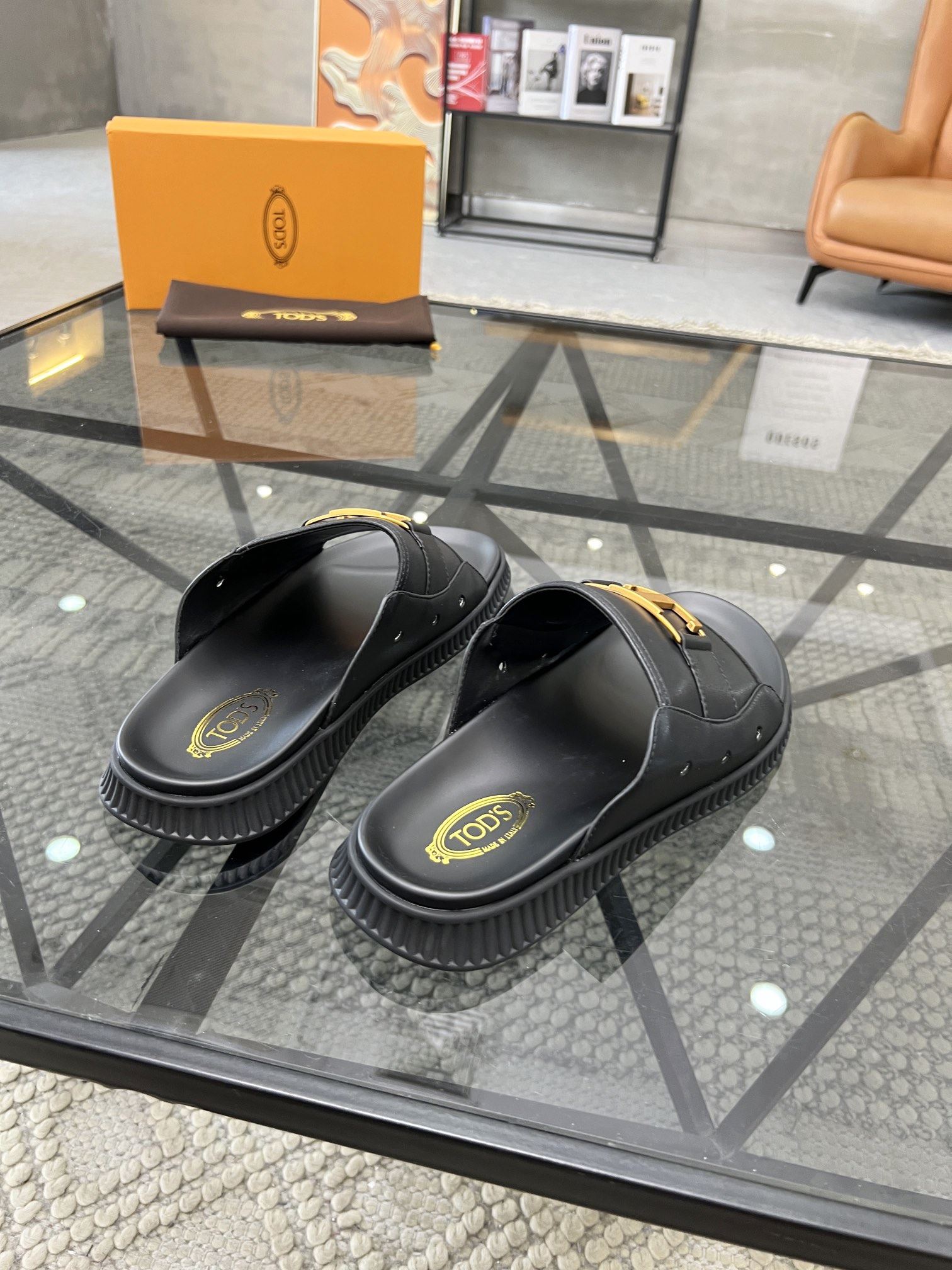 Tods Sandals